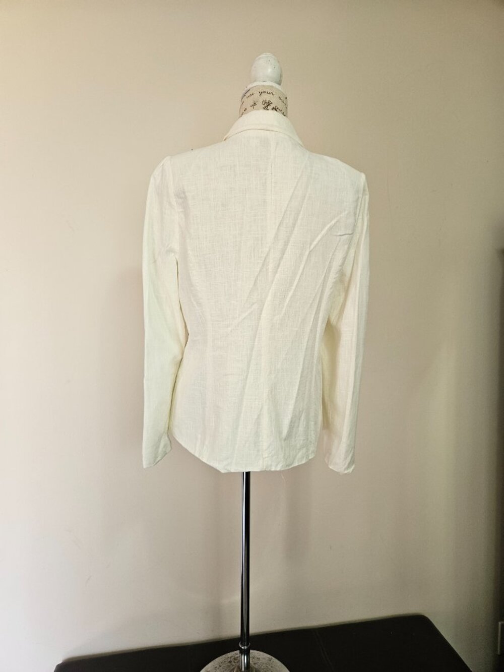 Linen Blazer - Picture 6 of 11